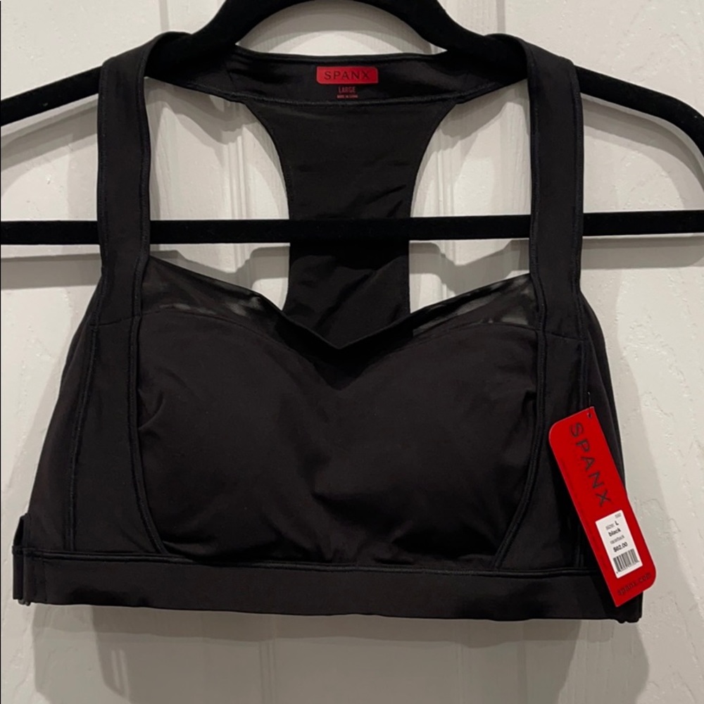 Sports bra